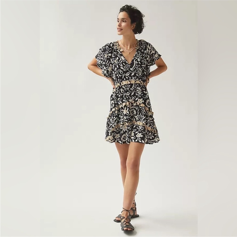 ANTHROPOLOGIE Robin Tiered Mini Dress in Black and Cream floral size XS